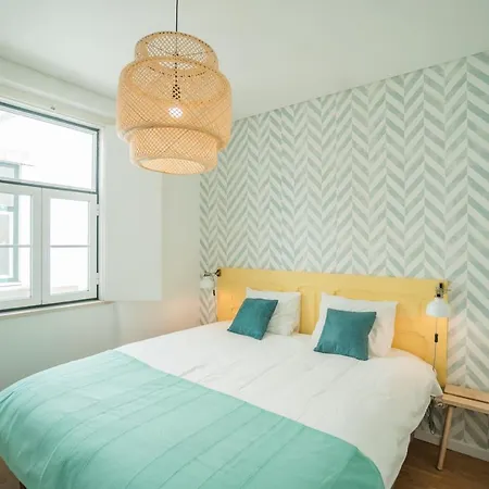 Jolly Jolie W Terrace Apartment *