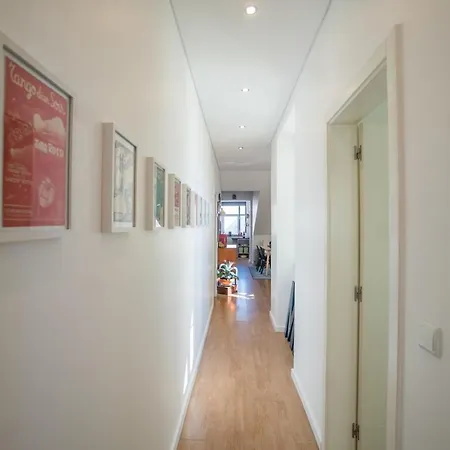 Jolly Jolie W Terrace Apartment *